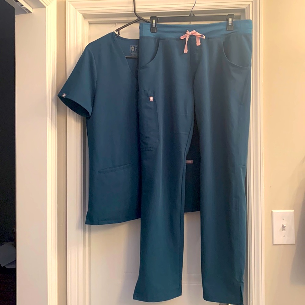 FIGS Caribbean Blue. size S. Kade pants. Only.